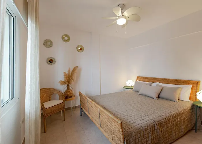 La Caleta Ocean Front With Sea View & Terrace *