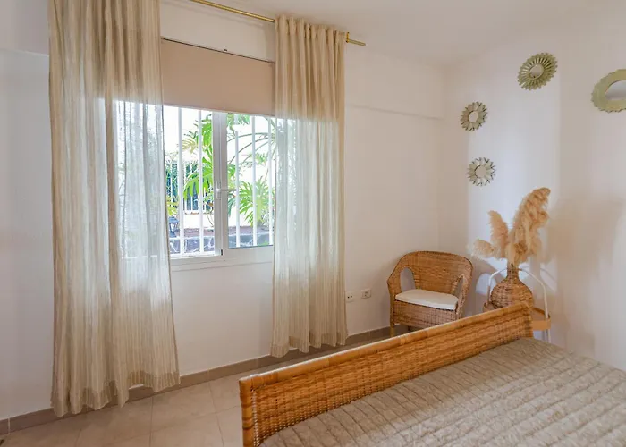 Appartamento La Caleta Ocean Front With Sea View & Terrace