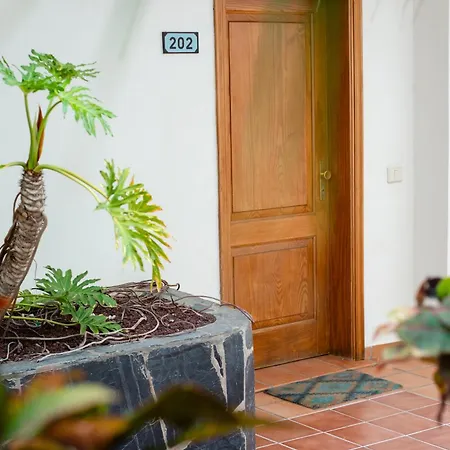 Apartamento La Caleta Ocean Front With Sea View & Terrace